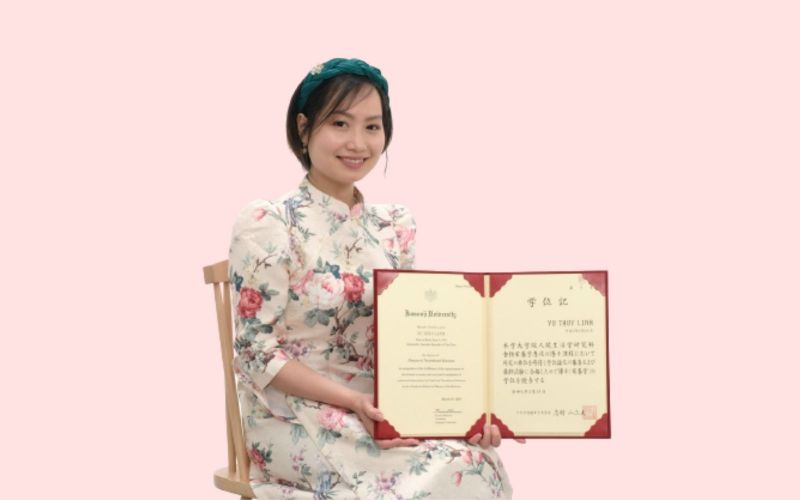 chị Linh nhận bằng Tiến sĩ về cá nóc chị Linh nhận bằng Tiến sĩ về cá nóc